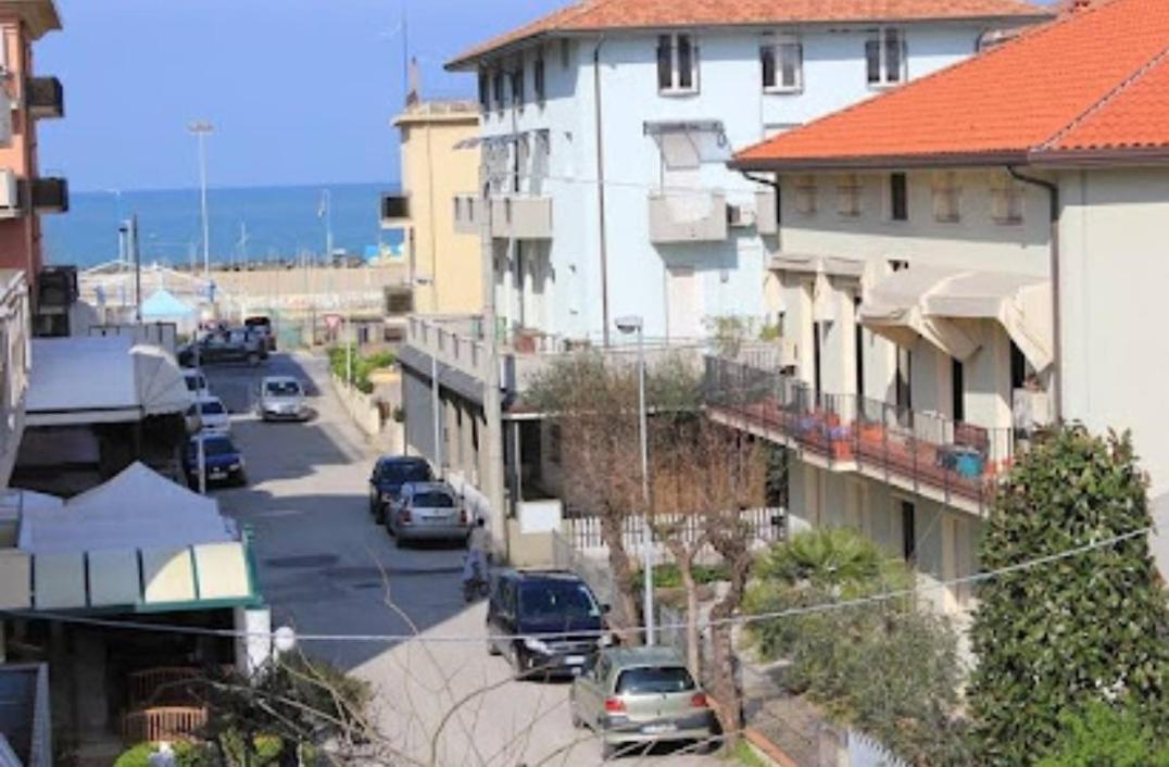 רימיני Hotel Sabbia D'Oro מראה חיצוני תמונה