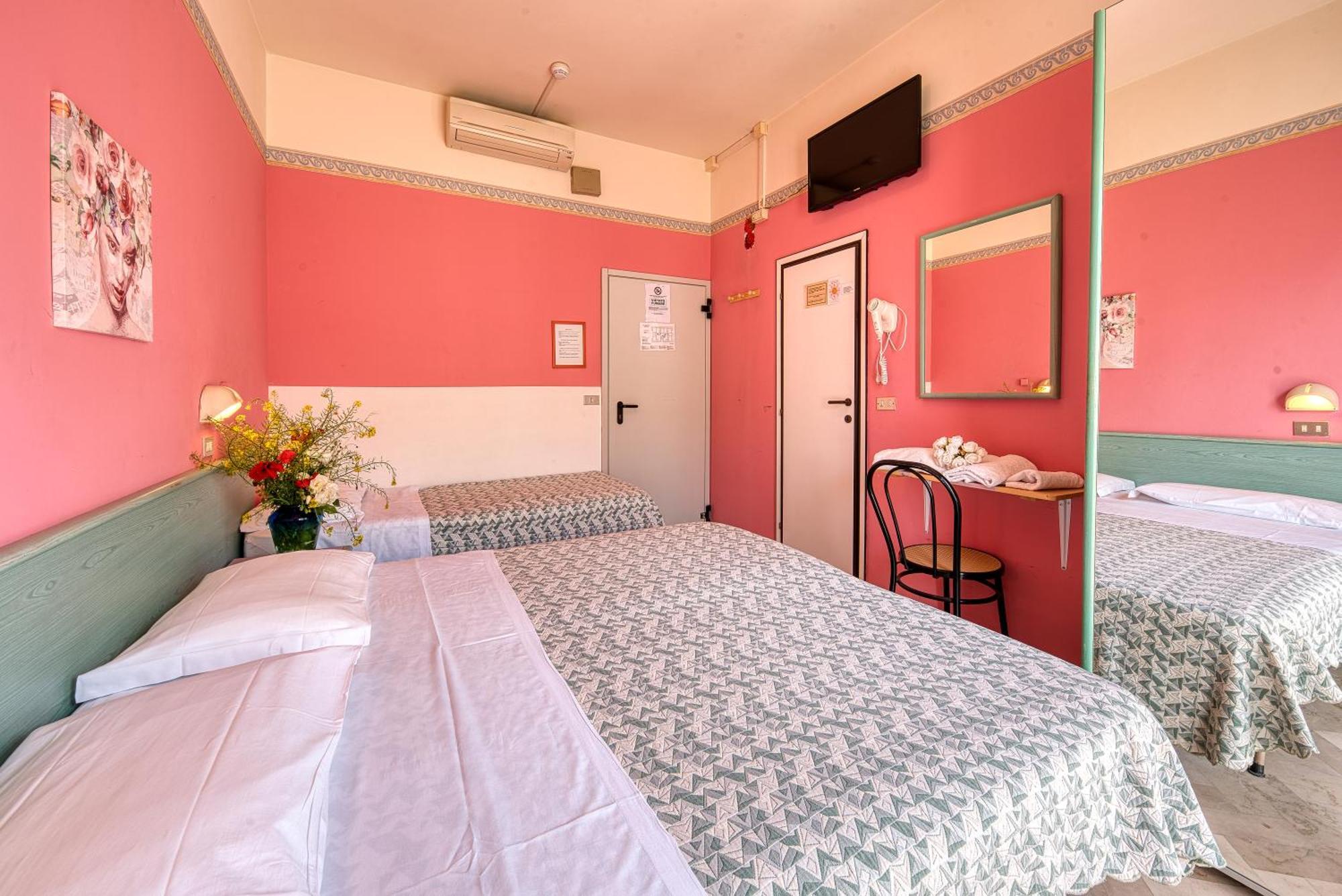 רימיני Hotel Sabbia D'Oro מראה חיצוני תמונה