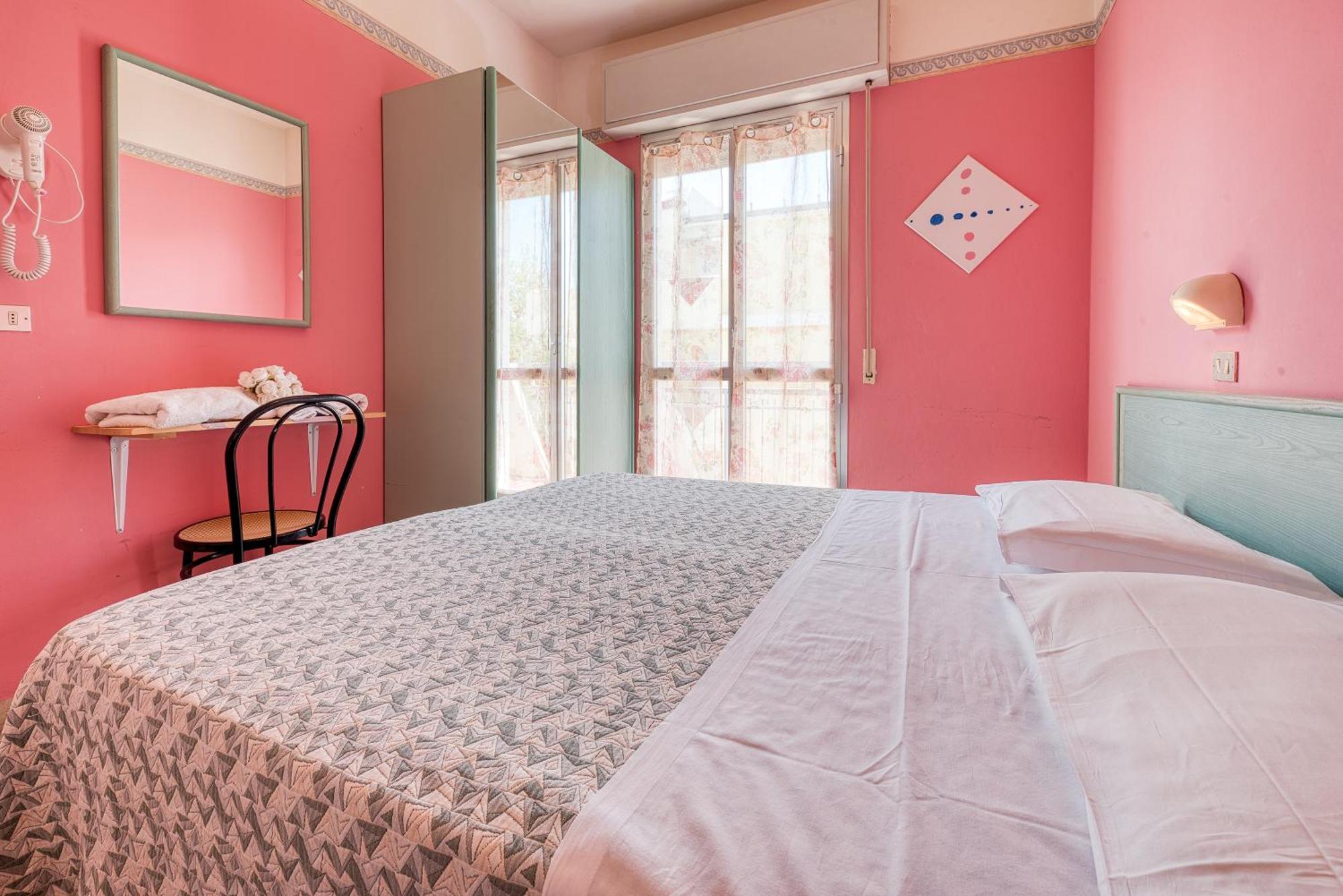 רימיני Hotel Sabbia D'Oro מראה חיצוני תמונה