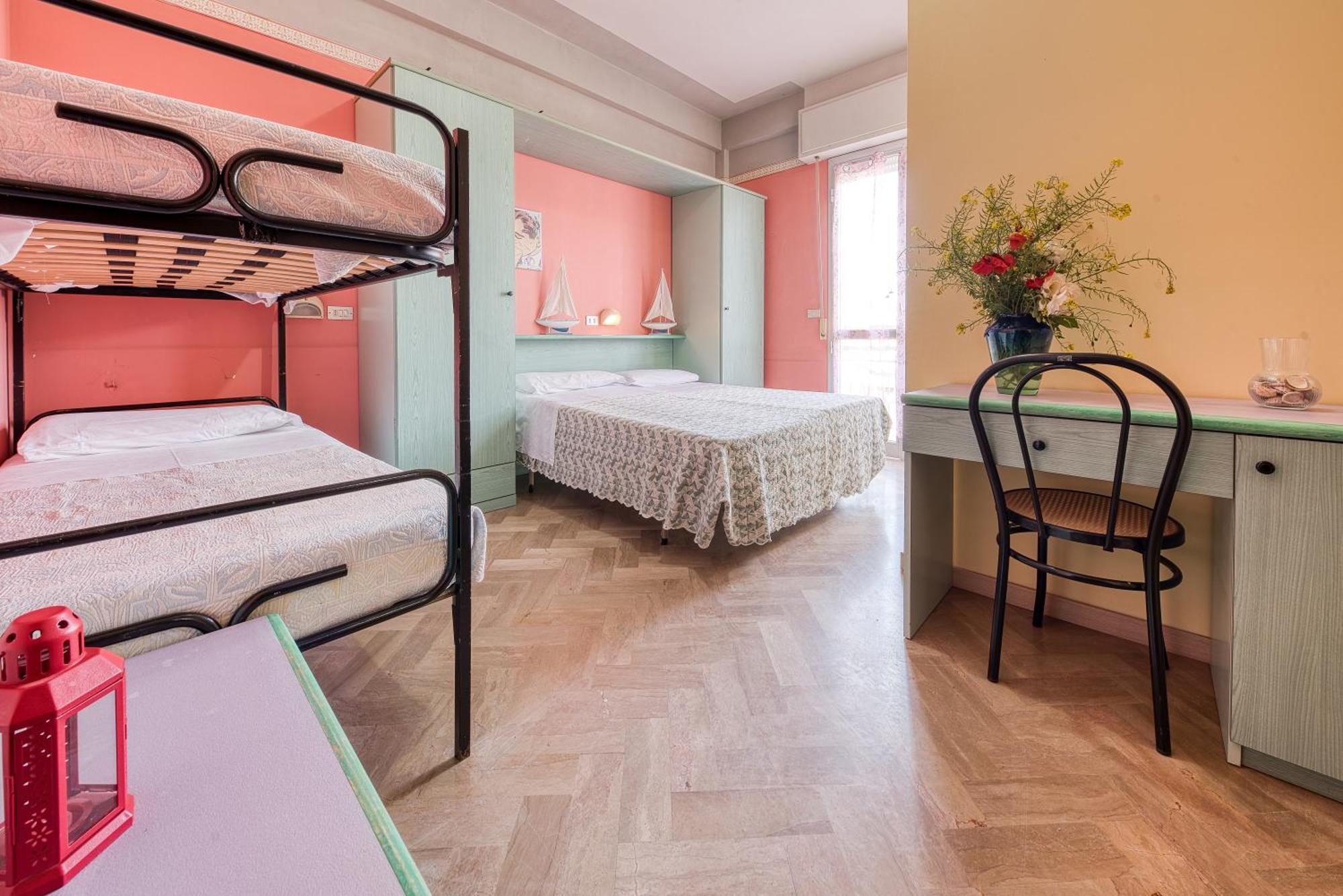 רימיני Hotel Sabbia D'Oro מראה חיצוני תמונה